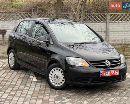 Черный Фольксваген Гольф Плюс, объемом двигателя 1.6 л и пробегом 169 тыс. км за 6999 $, фото 32 на Automoto.ua