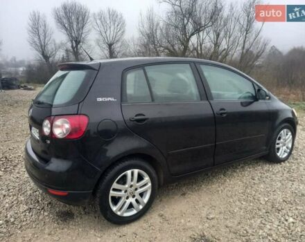 Черный Фольксваген Гольф Плюс, объемом двигателя 1.6 л и пробегом 218 тыс. км за 5250 $, фото 18 на Automoto.ua