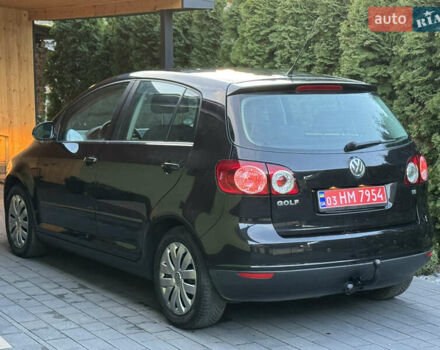 Черный Фольксваген Гольф Плюс, объемом двигателя 1.6 л и пробегом 203 тыс. км за 6300 $, фото 4 на Automoto.ua
