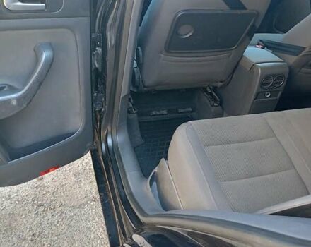 Черный Фольксваген Гольф Плюс, объемом двигателя 1.99 л и пробегом 268 тыс. км за 6300 $, фото 4 на Automoto.ua