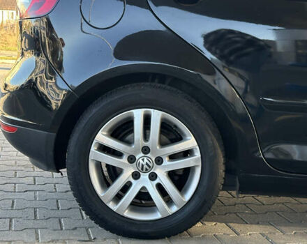 Черный Фольксваген Гольф Плюс, объемом двигателя 1.4 л и пробегом 218 тыс. км за 5650 $, фото 14 на Automoto.ua