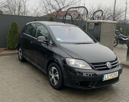 Чорний Фольксваген Golf Plus, об'ємом двигуна 2 л та пробігом 3 тис. км за 1950 $, фото 2 на Automoto.ua