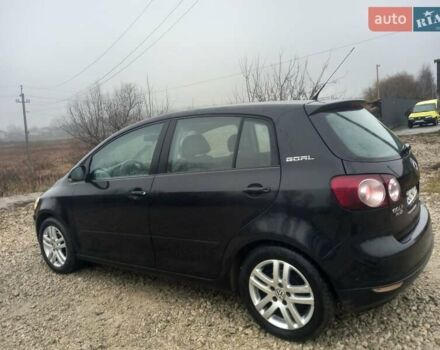 Черный Фольксваген Гольф Плюс, объемом двигателя 1.6 л и пробегом 218 тыс. км за 5250 $, фото 7 на Automoto.ua