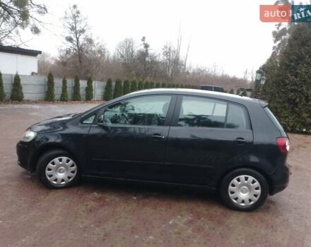 Черный Фольксваген Гольф Плюс, объемом двигателя 1.6 л и пробегом 196 тыс. км за 5650 $, фото 17 на Automoto.ua