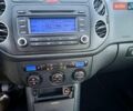 Черный Фольксваген Гольф Плюс, объемом двигателя 1.6 л и пробегом 218 тыс. км за 6350 $, фото 72 на Automoto.ua