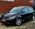 Черный Фольксваген Гольф Плюс, объемом двигателя 1.6 л и пробегом 206 тыс. км за 7799 $, фото 1 на Automoto.ua