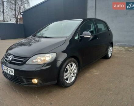Черный Фольксваген Гольф Плюс, объемом двигателя 1.6 л и пробегом 218 тыс. км за 5800 $, фото 9 на Automoto.ua