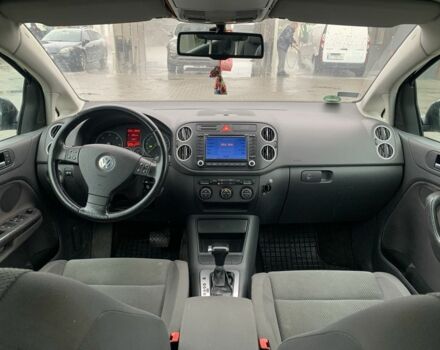 Чорний Фольксваген Golf Plus, об'ємом двигуна 2 л та пробігом 3 тис. км за 1950 $, фото 5 на Automoto.ua