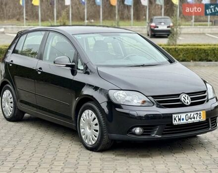 Черный Фольксваген Гольф Плюс, объемом двигателя 1.6 л и пробегом 130 тыс. км за 6200 $, фото 15 на Automoto.ua