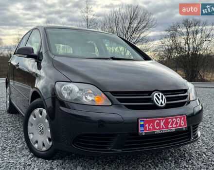 Чорний Фольксваген Golf Plus, об'ємом двигуна 1.6 л та пробігом 204 тис. км за 4850 $, фото 8 на Automoto.ua