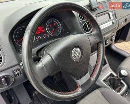 Черный Фольксваген Гольф Плюс, объемом двигателя 1.6 л и пробегом 130 тыс. км за 6200 $, фото 21 на Automoto.ua
