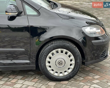 Черный Фольксваген Гольф Плюс, объемом двигателя 1.6 л и пробегом 169 тыс. км за 6999 $, фото 21 на Automoto.ua