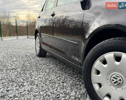 Чорний Фольксваген Golf Plus, об'ємом двигуна 1.6 л та пробігом 204 тис. км за 4850 $, фото 17 на Automoto.ua