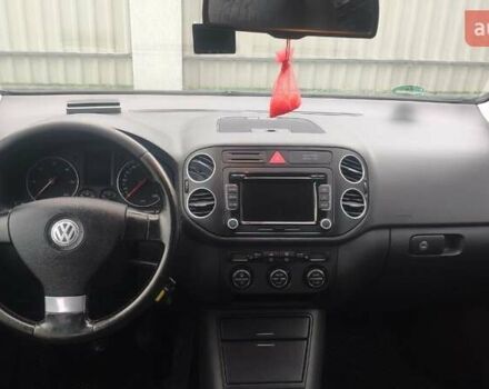 Черный Фольксваген Гольф Плюс, объемом двигателя 1.9 л и пробегом 223 тыс. км за 6200 $, фото 13 на Automoto.ua