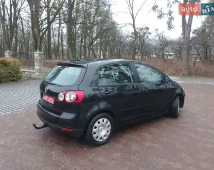 Черный Фольксваген Гольф Плюс, объемом двигателя 1.6 л и пробегом 196 тыс. км за 5650 $, фото 8 на Automoto.ua