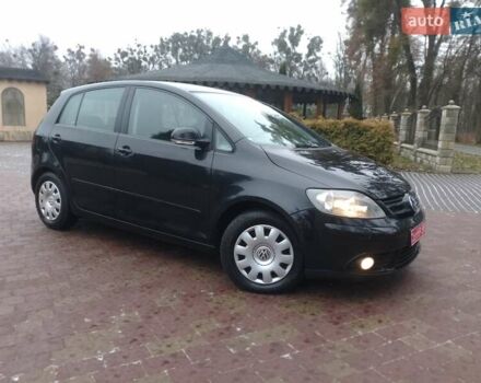 Черный Фольксваген Гольф Плюс, объемом двигателя 1.6 л и пробегом 196 тыс. км за 5650 $, фото 3 на Automoto.ua