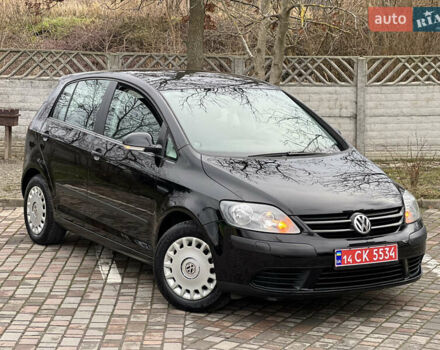 Черный Фольксваген Гольф Плюс, объемом двигателя 1.6 л и пробегом 169 тыс. км за 6999 $, фото 33 на Automoto.ua