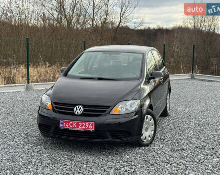 Чорний Фольксваген Golf Plus, об'ємом двигуна 1.6 л та пробігом 204 тис. км за 4850 $, фото 12 на Automoto.ua