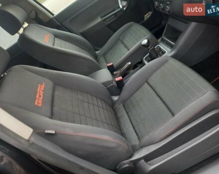 Черный Фольксваген Гольф Плюс, объемом двигателя 1.6 л и пробегом 218 тыс. км за 5250 $, фото 72 на Automoto.ua