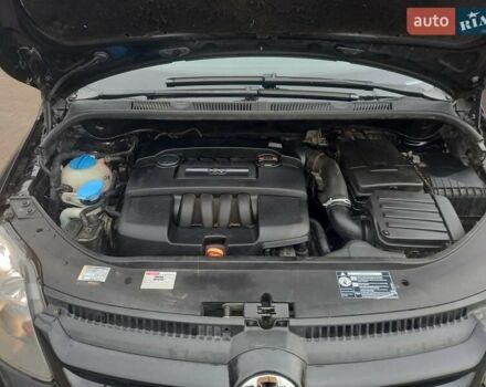 Черный Фольксваген Гольф Плюс, объемом двигателя 1.6 л и пробегом 218 тыс. км за 5250 $, фото 67 на Automoto.ua