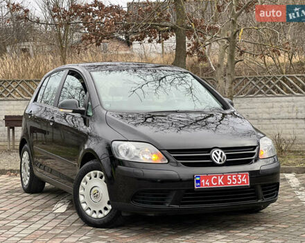 Черный Фольксваген Гольф Плюс, объемом двигателя 1.6 л и пробегом 169 тыс. км за 6999 $, фото 36 на Automoto.ua