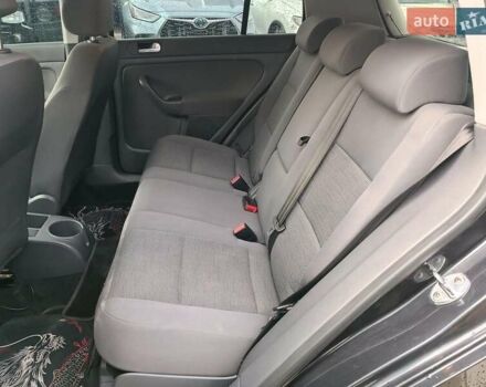 Черный Фольксваген Гольф Плюс, объемом двигателя 1.4 л и пробегом 298 тыс. км за 5780 $, фото 12 на Automoto.ua