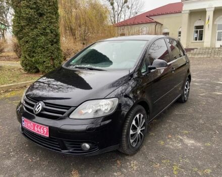 Черный Фольксваген Гольф Плюс, объемом двигателя 1.4 л и пробегом 197 тыс. км за 5400 $, фото 1 на Automoto.ua