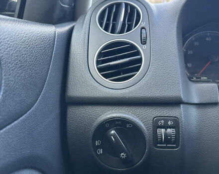 Чорний Фольксваген Golf Plus, об'ємом двигуна 1.6 л та пробігом 204 тис. км за 6300 $, фото 13 на Automoto.ua