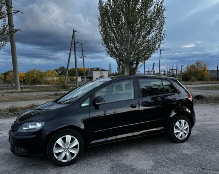 Черный Фольксваген Гольф Плюс, объемом двигателя 1.6 л и пробегом 89 тыс. км за 6700 $, фото 11 на Automoto.ua