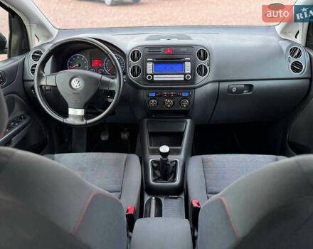 Фольксваген Гольф Плюс 2007 в Дрогобыче на Automoto.ua Черный Фольксваген Гольф Плюс, объемом двигателя 1.6 л и пробегом 153 тыс. км за 6190 $, фото 57 на Automoto.ua