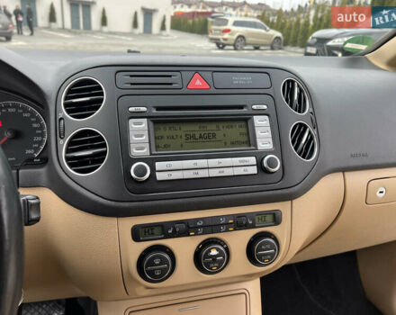 Чорний Фольксваген Golf Plus, об'ємом двигуна 1.6 л та пробігом 225 тис. км за 7799 $, фото 26 на Automoto.ua