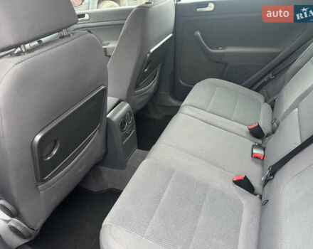 Черный Фольксваген Гольф Плюс, объемом двигателя 1.6 л и пробегом 245 тыс. км за 5500 $, фото 25 на Automoto.ua