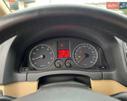 Чорний Фольксваген Golf Plus, об'ємом двигуна 1.6 л та пробігом 225 тис. км за 7799 $, фото 35 на Automoto.ua