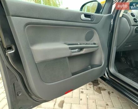 Черный Фольксваген Гольф Плюс, объемом двигателя 1.4 л и пробегом 129 тыс. км за 6499 $, фото 57 на Automoto.ua