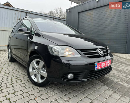 Черный Фольксваген Гольф Плюс, объемом двигателя 1.6 л и пробегом 165 тыс. км за 7350 $, фото 16 на Automoto.ua