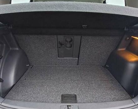 Черный Фольксваген Гольф Плюс, объемом двигателя 1.6 л и пробегом 192 тыс. км за 6850 $, фото 15 на Automoto.ua