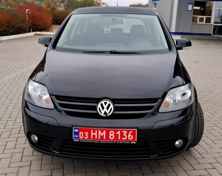 Черный Фольксваген Гольф Плюс, объемом двигателя 1.6 л и пробегом 192 тыс. км за 6850 $, фото 2 на Automoto.ua