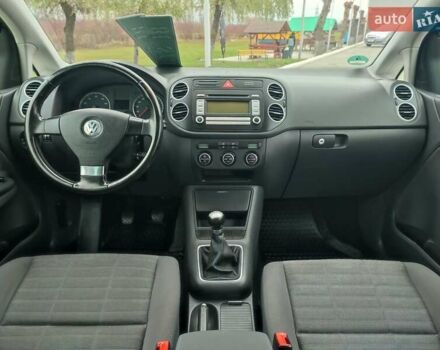 Черный Фольксваген Гольф Плюс, объемом двигателя 1.4 л и пробегом 129 тыс. км за 6499 $, фото 47 на Automoto.ua