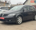 Черный Фольксваген Гольф Плюс, объемом двигателя 1.6 л и пробегом 245 тыс. км за 5500 $, фото 1 на Automoto.ua