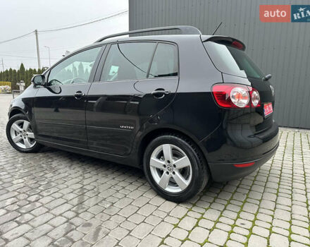 Черный Фольксваген Гольф Плюс, объемом двигателя 1.6 л и пробегом 165 тыс. км за 7350 $, фото 7 на Automoto.ua