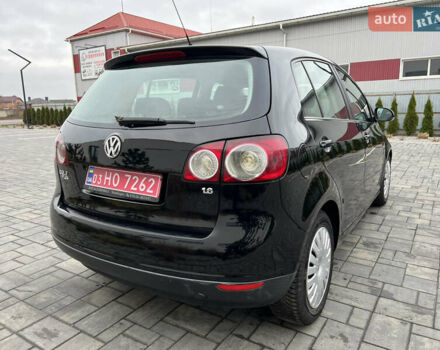 Черный Фольксваген Гольф Плюс, объемом двигателя 1.6 л и пробегом 249 тыс. км за 5850 $, фото 18 на Automoto.ua