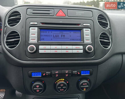 Черный Фольксваген Гольф Плюс, объемом двигателя 1.6 л и пробегом 165 тыс. км за 7350 $, фото 52 на Automoto.ua