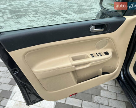 Чорний Фольксваген Golf Plus, об'ємом двигуна 1.6 л та пробігом 225 тис. км за 7799 $, фото 24 на Automoto.ua