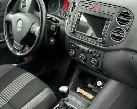 Фольксваген Гольф Плюс 2007 в Днепре (Днепропетровске) на Automoto.ua Черный Фольксваген Гольф Плюс, объемом двигателя 1.6 л и пробегом 205 тыс. км за 6100 $, фото 21 на Automoto.ua