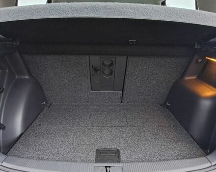 Черный Фольксваген Гольф Плюс, объемом двигателя 1.6 л и пробегом 192 тыс. км за 6850 $, фото 18 на Automoto.ua