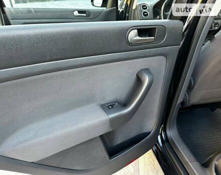 Черный Фольксваген Гольф Плюс, объемом двигателя 1.39 л и пробегом 194 тыс. км за 6450 $, фото 19 на Automoto.ua