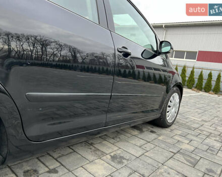 Черный Фольксваген Гольф Плюс, объемом двигателя 1.6 л и пробегом 249 тыс. км за 5850 $, фото 33 на Automoto.ua