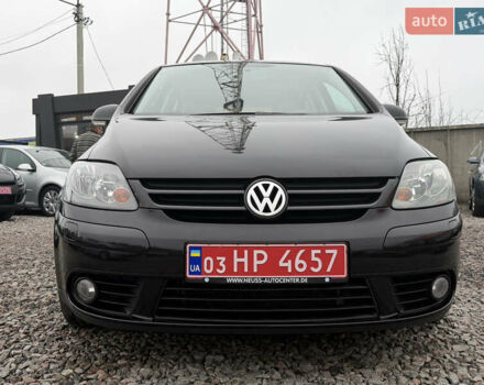 Черный Фольксваген Гольф Плюс, объемом двигателя 1.6 л и пробегом 250 тыс. км за 6350 $, фото 9 на Automoto.ua