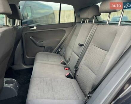 Черный Фольксваген Гольф Плюс, объемом двигателя 1.6 л и пробегом 269 тыс. км за 5950 $, фото 18 на Automoto.ua