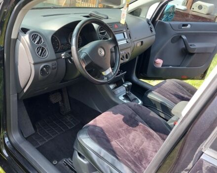 Черный Фольксваген Гольф Плюс, объемом двигателя 1.6 л и пробегом 238 тыс. км за 6999 $, фото 6 на Automoto.ua